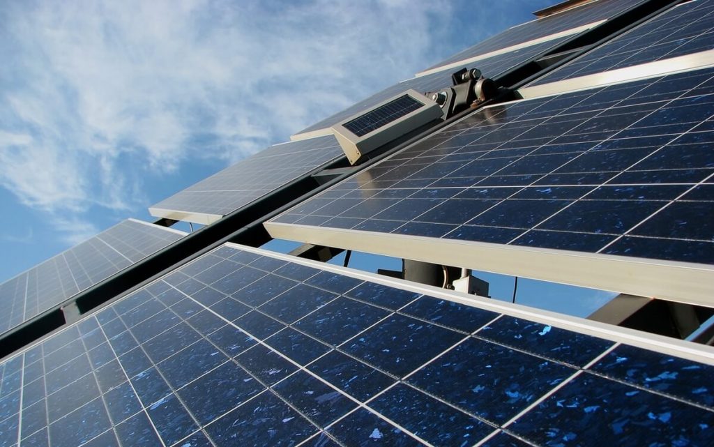 sistema fotovoltaico de paneles solares con Infonavit 