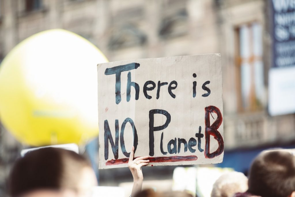 Jeremy Rifkin tiene esperanza en la generación millennial para un futuro sustentable