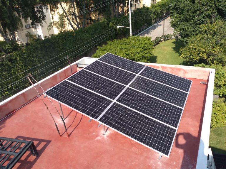 ¿Cuántos paneles solares es recomendable instalar en una casa? | Suncore