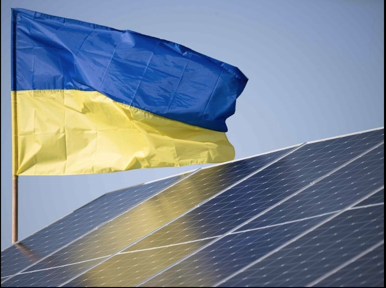 EE.UU. ucranianos paneles solares
