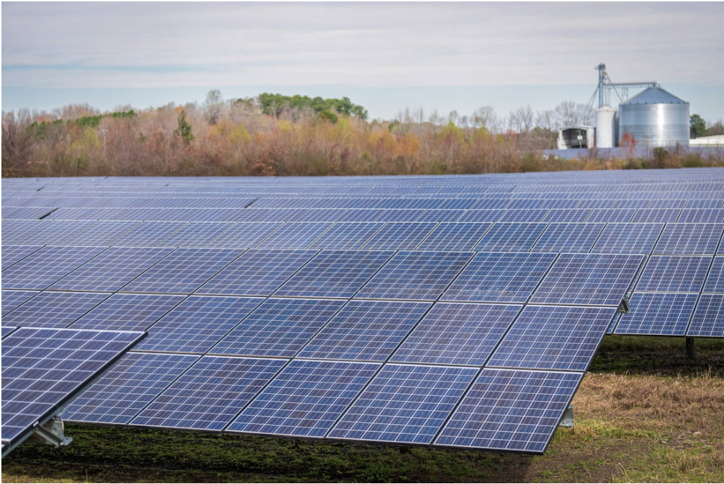 Paneles solares aislados para comunidades rurales