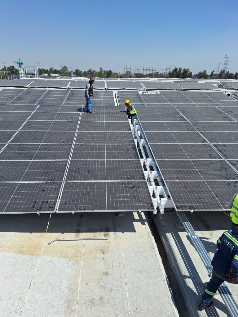 Mantenimiento de paneles solares vida útil